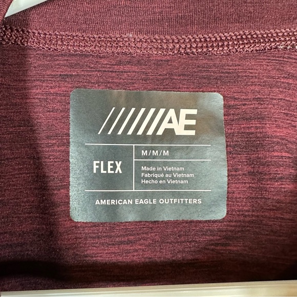American Eagle Mens Flex Shirt Size MED Maroon Gray Active Stretch Long Sleeve - Picture 8 of 8